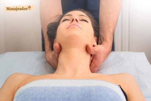 beneficios masaje cabeza